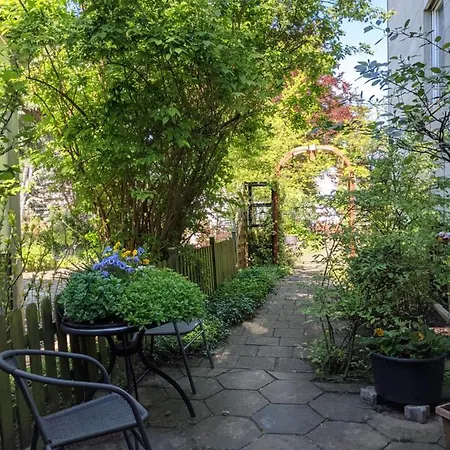 Kleines Ferienappartement, Die Wohlfuehloase Im Souterraine Apartmán