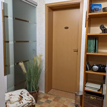 Apartmán Kleines Ferienappartement, Die Wohlfuehloase Im Souterraine Werder (Havel)